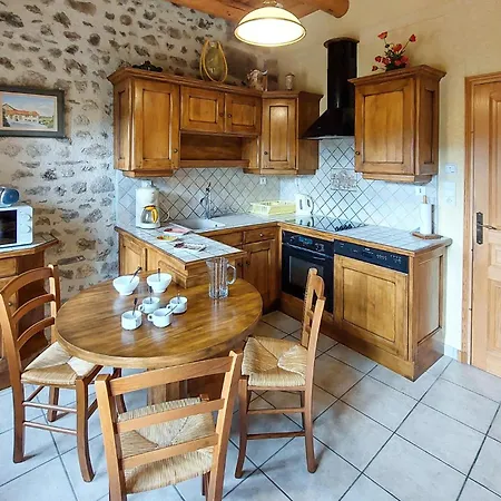 Rural Le Couvent * Riom-es-Montagnes